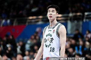 直播吧：此前在比赛发生冲突的郭昊文、赵柏清预计今日正常出战 配图