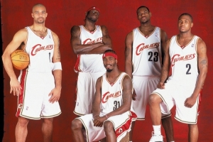 布泽尔：如果詹姆斯下赛季还打 他就将和我儿子同场竞技了 配图