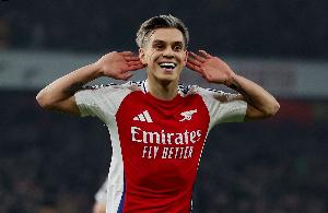 特罗萨德:力争捧起联赛杯冠军 对阵葡体?他们逆转晋级很出色 配图