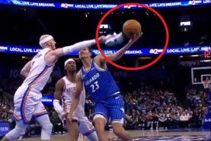 这不好防嘛卡鲁索社媒晒“鞋防”：我全打在球上了！ 配图