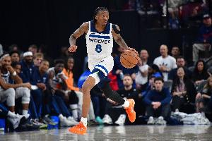 奇兵出马!海兰德替补29分钟 14中8&三分8中4砍下22分5助 配图