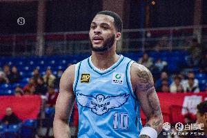 最稳的点！韦瑟斯庞出战仅25分钟砍下27分6板7助&正负值+31！ 配图