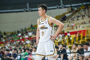 外线开炮！赵继伟17中8砍全场最高23分 三分13中6 配图