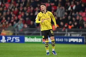 在曼联年薪1600万!图片报:桑乔回多特需大幅降薪 基础年薪600万 配图