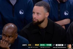 最近7场1胜6负！库里在替补席撇嘴不是很开心 配图