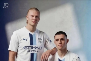 曼城新赛季第三球衣谍照曝光,由AI设计加上球迷票选 配图