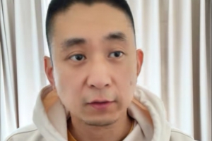 解说：现在的湖人就是楚庄王 一飞冲天 一鸣惊人 配图