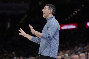 失手了！切特被吹犯规雷霆挑战失败 连续12次挑战成功纪录终止 配图