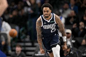 加福德：高中和华盛顿交手他就已经打中锋了 现在是重拾当年状态 配图