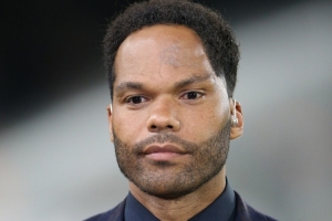 莱斯科特:巴萨防线仍有弱点,枪手这种球队会给他们制造很多麻烦 配图