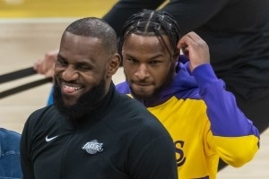 NBA扩军模拟选秀：詹姆斯父子赌城重聚！锡安&克莱加盟西雅图 配图