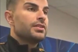 加拉塔萨雷后卫：裁判所有五五开的判罚都偏向利物浦 配图