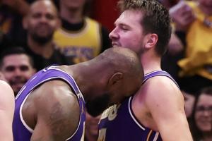 还能说啥！湖人七连胜期间詹姆斯出战4场全胜且出手均不超过15次 配图