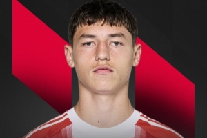 帕维奇是首位出战欧冠比赛的10后球员,赛事历史第三年轻出场球员 配图