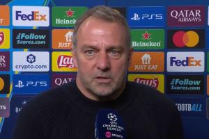 弗里克:我们下半场做得很好掌控了比赛,拉菲尼亚总在推动球队 配图