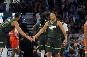 李凯尔：戈贝尔是狠角色&我们必须要让他参与进来 就算失误也不怕 配图