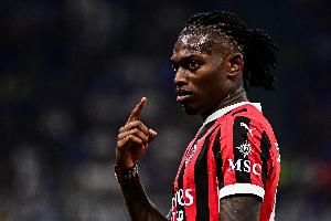 米体:本赛季意甲莱奥出场时米兰场均1.32球,莱奥缺席场均2.14球 配图