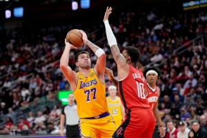 东子，火箭，湖人，勒布朗 配图