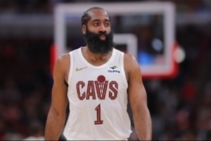 各季后赛球队问题：哈登带飞骑士？火箭无控卫&湖人三星难兼容 配图