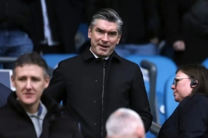 斯基拉:新月为利物浦体育总监理查德·休斯开出3年合同 配图