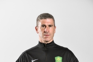 蒙哥马利回应误判：过去的事情不能改变，我们永远尊重裁判的决定 配图