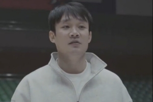 丁彦雨航:职业生涯真的很幸福 我很满足 希望永远有人继续发光 配图