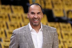 独行侠CEO:不会急于任命新任总经理 会做出正确的选择 配图