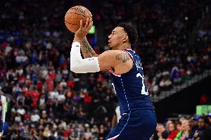 今天失准了!乔丹·米勒首发37分钟 8中2&三分3中0 正负值-17 配图