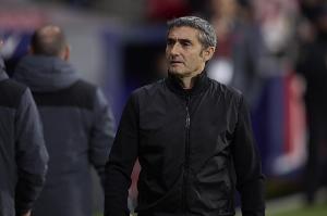 官方:巴尔韦德本赛季结束后卸任毕巴主帅,3度执教球队斩获2冠 配图