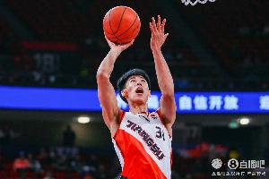 不是第一次了!吴羽佳1月25日补篮绝杀宁波&本场三分再绝杀广东 配图