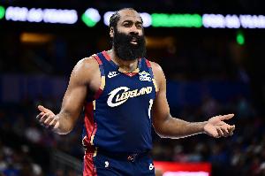 阿特金森:我们不能总是依赖哈登 他身边的队友必须打得更好 配图