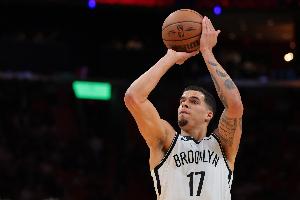 Scotto：小迈克尔·波特左腿筋拉伤 将在2-3周后复查 配图