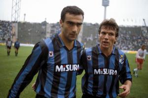 贝尔戈米：国米的3-5-2在意甲是标准配置，但在欧洲实际上没人用 配图