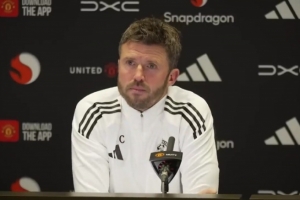 卡里克:曼联近况不错但我不会自满,没料到现在能排英超第三 配图