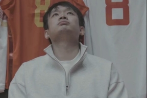 丁彦雨航：累了 我讨厌这种身不由己、想跑却跑不起来的日子 配图