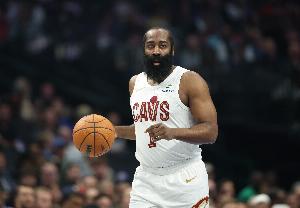 哈登生涯第344场砍下30+ 超越贝勒独居历史第12&离前十只差两场 配图