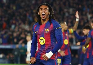 世体:孔德、巴尔德和德容将在国际比赛日后复出,滕森预计四月底 配图