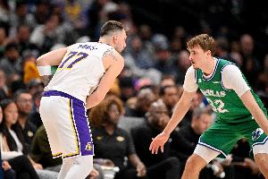 苏群:雄鹿没得到联盟弗拉格式的承诺 因此没在截止日送走字母 配图