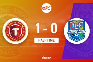 半场-铁人1-0津门虎 姆本扎打进铁人队史中超首球王秋明失良机 配图