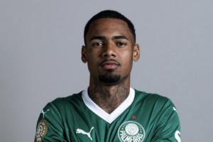 报价4000万!太阳报:纽卡关注21岁巴西边锋阿兰,或与利物浦竞争 配图