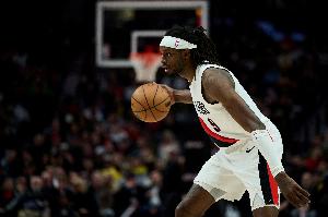 什么叫大心脏!格兰特关键三分+两罚杀死比赛 全场砍26分5板3断 配图