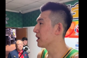 付豪：第三节开局做得不好 北京实力在我们之上 我们就是全力去拼 配图