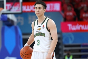 沈阳日报：主场作战的辽篮坐拥天时地利人和 迎战北京冲击七连胜 配图