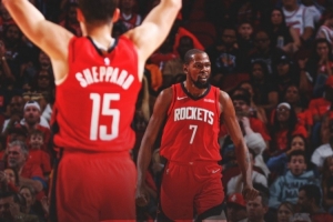 新老组合!火箭发布赢球海报:封面人物是杜兰特和谢泼德 配图