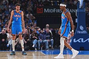 NBA彩经：湖人轻取魔术 骑士擒下鹈鹕 老鹰大胜勇士 火箭浇灭热火 配图