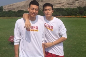 翟晓川:丁彦雨航宣布退役 我心里有一些难过 我们曾互相促进提高 配图