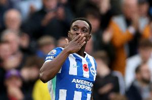 维尔贝克本场数据：梅开二度，3射2正，2次关键传球，评分8.0分 配图