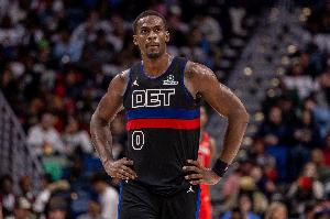 高效输出!杜伦12投8中&罚球9中7得23分6板1助1断 得分全场最高 配图