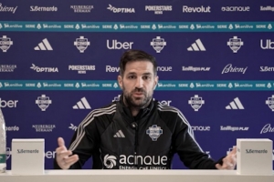 加斯佩里尼拒绝握手？小法：99%的精力应关注场上 而不是赛后纠纷 配图