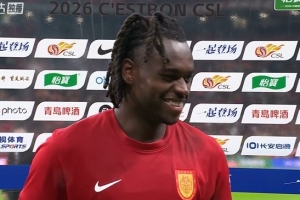 迪马塔:不会把功劳放到自己身上 今晚球队展现了重庆精神 配图